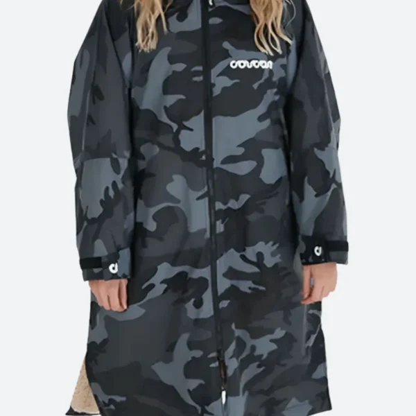 Bad Sisters S02 Becka Garvey Camo Coat