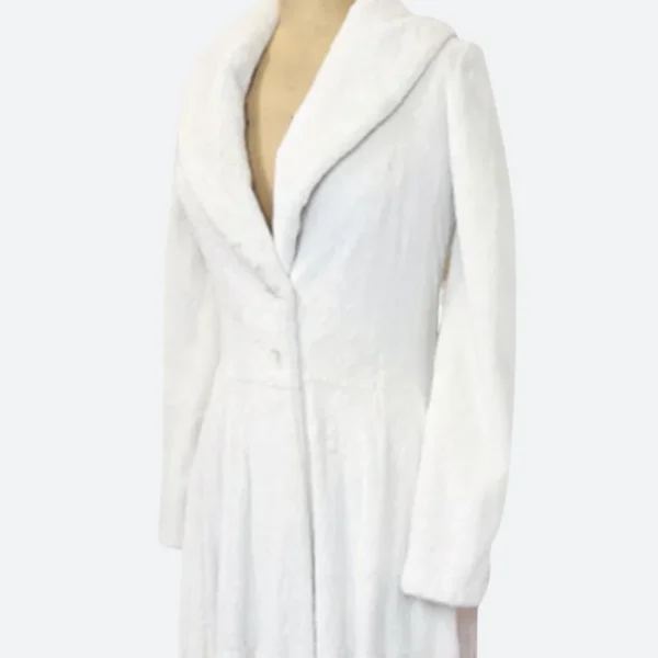 Kate Hudson Wedding Fur Coat